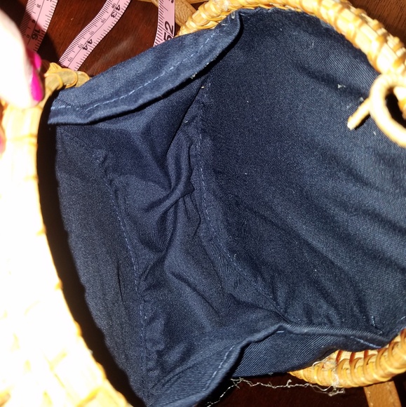 NEW Round Rattan Crossbody - Picture 5 of 6